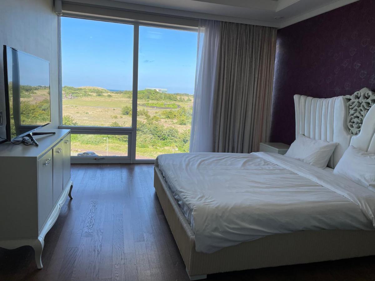 Ocean Star Resorts - Seopjikoji Seogwipo Ngoại thất bức ảnh